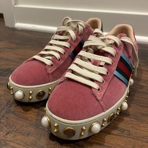 Gucci Ace Logo Web Pearl Stub Pink Velvet Sneakers